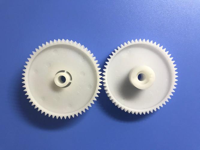 工厂直发加工定制塑胶玩具齿轮 传动齿轮蜗杆蜗轮螺旋齿轮